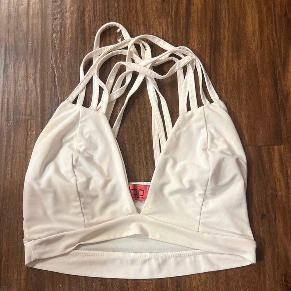 Strappy White Crop - Picture 1 of 3